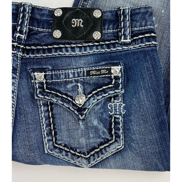 Miss Me Boyfriend Capri Distressed Jeans Flap Pocket Stretch Blue Womens 28x25 - Picture 3 of 11